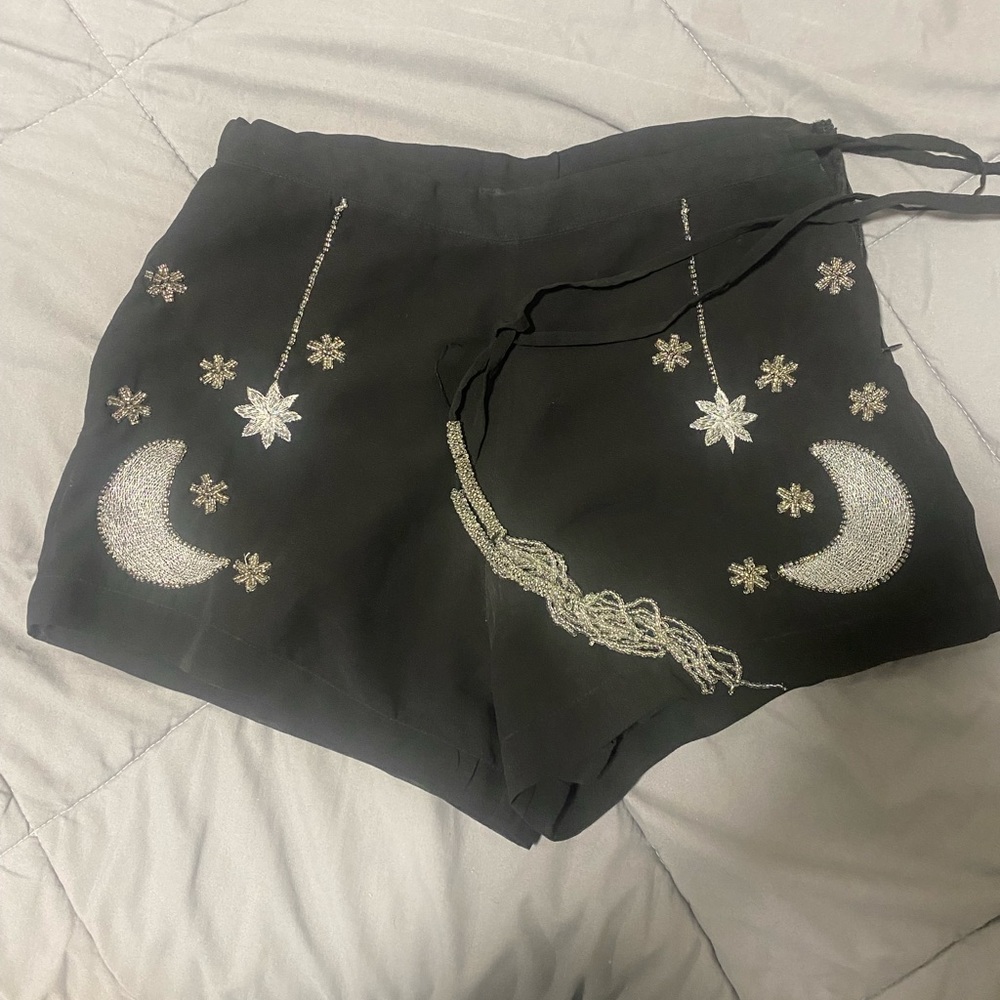 Current mood moonlight tap shorts